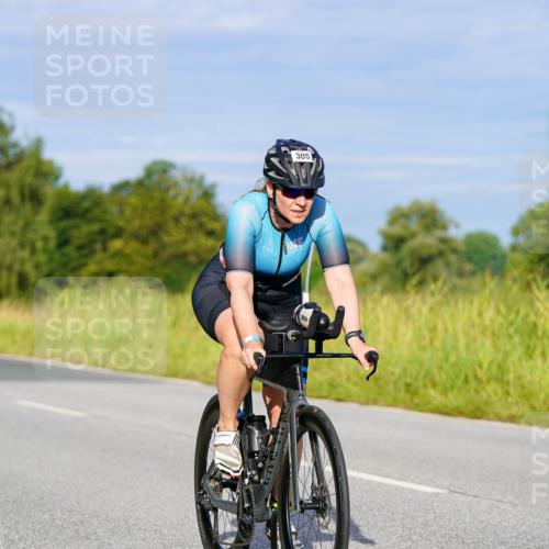 31.08.2025 - Elbe Triathlon Hamburg Michael Burmester http://msf.ph/oto/8661228 31.08.2025 08:58:18 Radfahren 212, 259, 305, 366, 385 meine-sportfotos.de