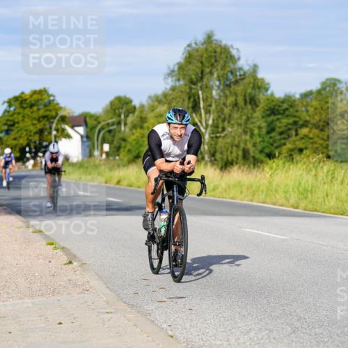 31.08.2025 - Elbe Triathlon Hamburg Michael Burmester http://msf.ph/oto/8661244 31.08.2025 08:58:24 Radfahren 247, 259, 268, 278, 385 meine-sportfotos.de