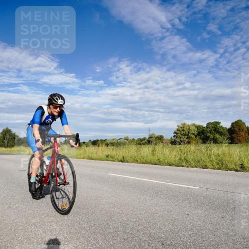 31.08.2025 - Elbe Triathlon Hamburg Michael Burmester http://msf.ph/oto/8661245 31.08.2025 09:04:43 Radfahren 220, 255 meine-sportfotos.de