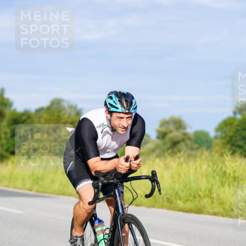 31.08.2025 - Elbe Triathlon Hamburg Michael Burmester http://msf.ph/oto/8661246 31.08.2025 08:58:25 Radfahren 239, 247, 268, 278, 385 meine-sportfotos.de