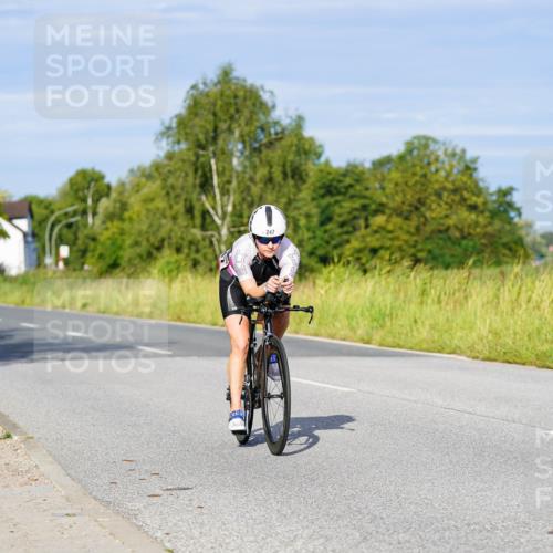 31.08.2025 - Elbe Triathlon Hamburg Michael Burmester http://msf.ph/oto/8661250 31.08.2025 08:58:26 Radfahren 239, 247, 268, 278, 385 meine-sportfotos.de
