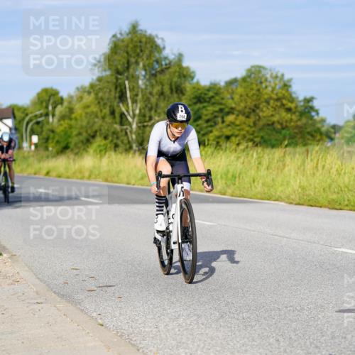 31.08.2025 - Elbe Triathlon Hamburg Michael Burmester http://msf.ph/oto/8661271 31.08.2025 08:58:30 Radfahren 206, 239, 268, 278, 341 meine-sportfotos.de