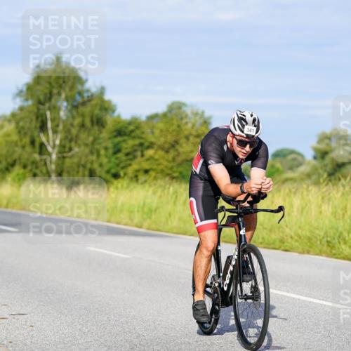 31.08.2025 - Elbe Triathlon Hamburg Michael Burmester http://msf.ph/oto/8661300 31.08.2025 08:58:35 Radfahren 206, 239, 287, 341 meine-sportfotos.de