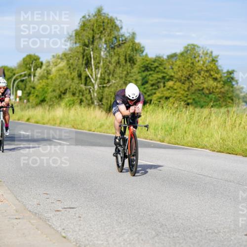 31.08.2025 - Elbe Triathlon Hamburg Michael Burmester http://msf.ph/oto/8661331 31.08.2025 08:58:55 Radfahren 179, 280, 308, 353, 360 meine-sportfotos.de