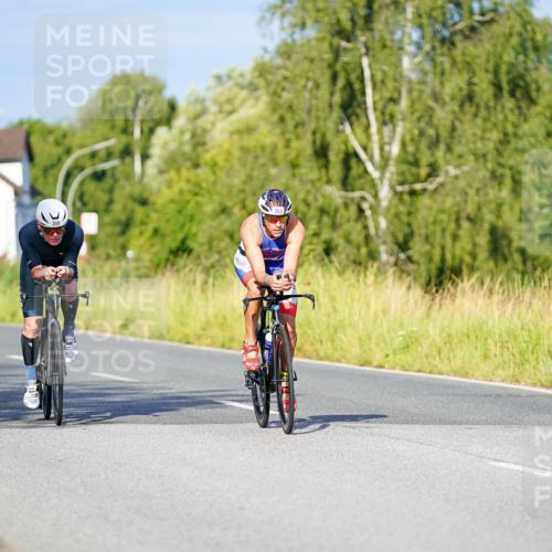 31.08.2025 - Elbe Triathlon Hamburg Michael Burmester http://msf.ph/oto/8661344 31.08.2025 08:59:01 Radfahren 299, 308, 353 meine-sportfotos.de