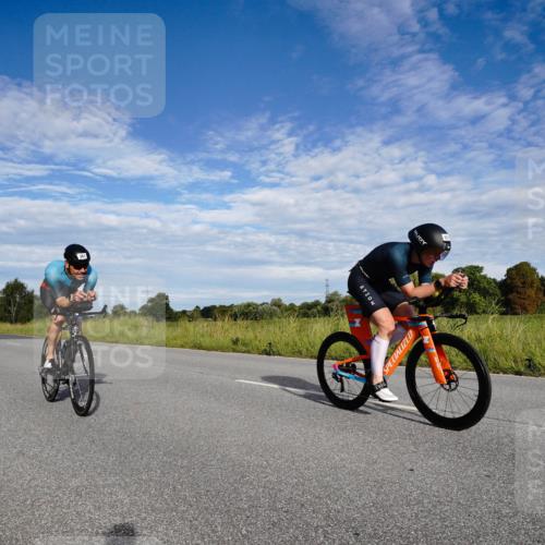 31.08.2025 - Elbe Triathlon Hamburg Michael Burmester http://msf.ph/oto/8661354 31.08.2025 09:06:50 Radfahren 172, 379, 381, 505 meine-sportfotos.de