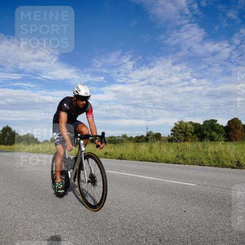 31.08.2025 - Elbe Triathlon Hamburg Michael Burmester http://msf.ph/oto/8661358 31.08.2025 09:06:54 Radfahren 172 meine-sportfotos.de