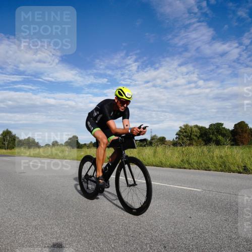 31.08.2025 - Elbe Triathlon Hamburg Michael Burmester http://msf.ph/oto/8661372 31.08.2025 09:07:11 Radfahren 242, 283, 300, 304, 314, 340, 342, 441 meine-sportfotos.de