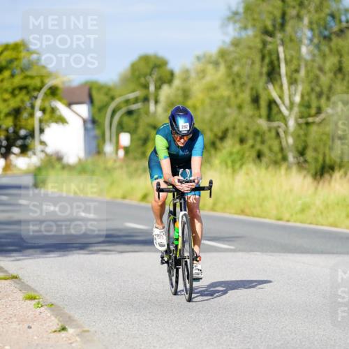 31.08.2025 - Elbe Triathlon Hamburg Michael Burmester http://msf.ph/oto/8661373 31.08.2025 08:59:08 Radfahren 258, 282 meine-sportfotos.de
