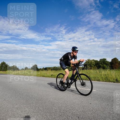31.08.2025 - Elbe Triathlon Hamburg Michael Burmester http://msf.ph/oto/8661396 31.08.2025 09:07:17 Radfahren 242, 283, 300, 304, 342, 441 meine-sportfotos.de