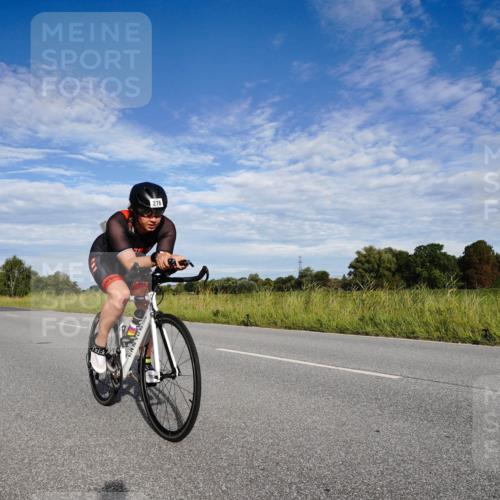 31.08.2025 - Elbe Triathlon Hamburg Michael Burmester http://msf.ph/oto/8661406 31.08.2025 09:07:38 Radfahren 231, 254, 272, 276, 468 meine-sportfotos.de