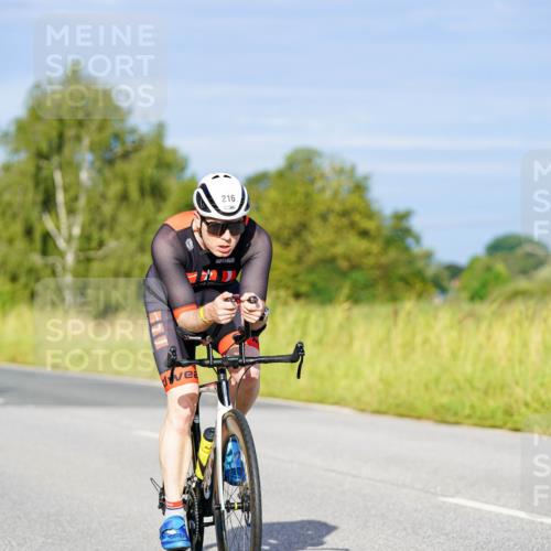 31.08.2025 - Elbe Triathlon Hamburg Michael Burmester http://msf.ph/oto/8661425 31.08.2025 08:59:21 Radfahren 174, 175, 216, 233 meine-sportfotos.de