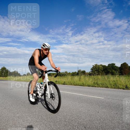 31.08.2025 - Elbe Triathlon Hamburg Michael Burmester http://msf.ph/oto/8661467 31.08.2025 09:08:02 Radfahren 229, 288, 344, 439, 532, 540 meine-sportfotos.de