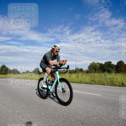 31.08.2025 - Elbe Triathlon Hamburg Michael Burmester http://msf.ph/oto/8661472 31.08.2025 09:08:07 Radfahren 288, 439, 540 meine-sportfotos.de