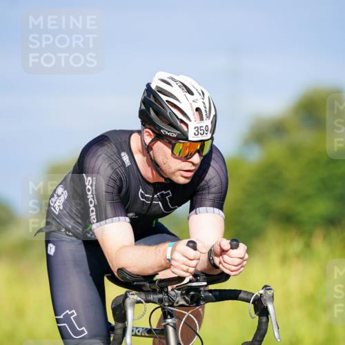 31.08.2025 - Elbe Triathlon Hamburg Michael Burmester http://msf.ph/oto/8661562 31.08.2025 09:01:02 Radfahren 221, 253, 359, 361 meine-sportfotos.de