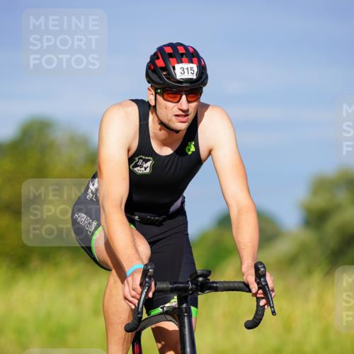 31.08.2025 - Elbe Triathlon Hamburg Michael Burmester http://msf.ph/oto/8661584 31.08.2025 09:01:21 Radfahren 294, 315, 345, 365 meine-sportfotos.de