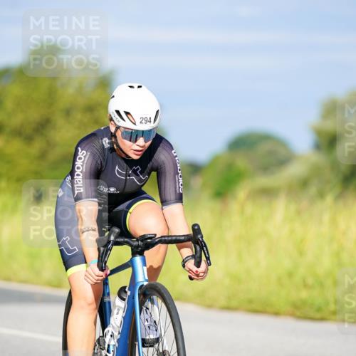 31.08.2025 - Elbe Triathlon Hamburg Michael Burmester http://msf.ph/oto/8661590 31.08.2025 09:01:25 Radfahren 294, 345 meine-sportfotos.de