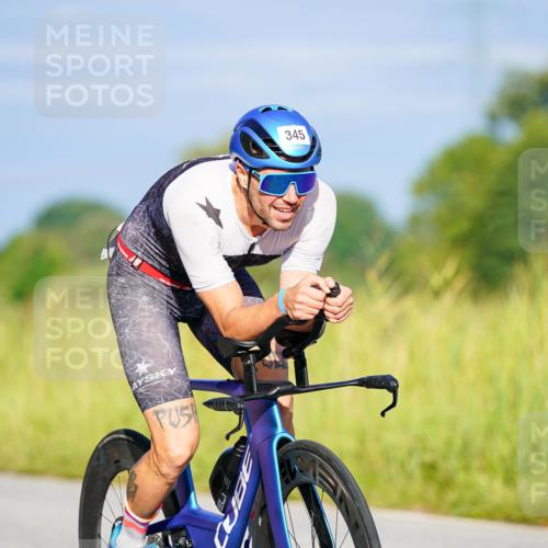 31.08.2025 - Elbe Triathlon Hamburg Michael Burmester http://msf.ph/oto/8661592 31.08.2025 09:01:26 Radfahren 294, 345 meine-sportfotos.de