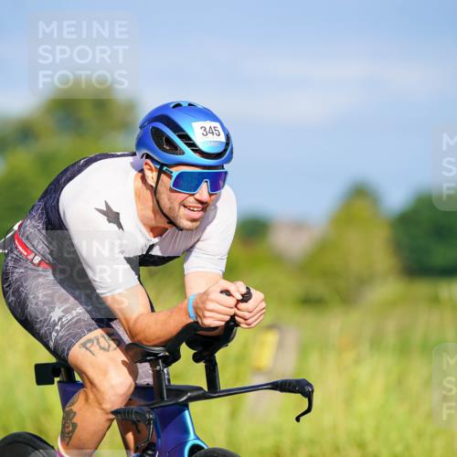 31.08.2025 - Elbe Triathlon Hamburg Michael Burmester http://msf.ph/oto/8661594 31.08.2025 09:01:26 Radfahren 294, 345 meine-sportfotos.de