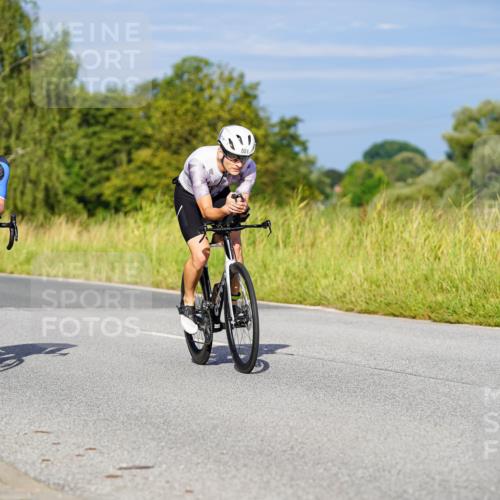 31.08.2025 - Elbe Triathlon Hamburg Michael Burmester http://msf.ph/oto/8661632 31.08.2025 09:01:45 Radfahren 173, 274, 330, 371, 551 meine-sportfotos.de