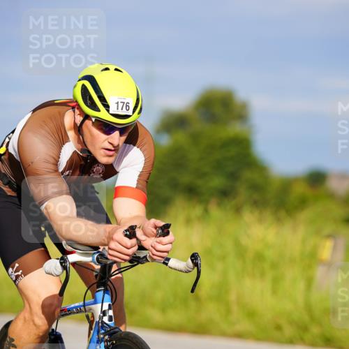 31.08.2025 - Elbe Triathlon Hamburg Michael Burmester http://msf.ph/oto/8661671 31.08.2025 09:02:00 Radfahren 176, 190 meine-sportfotos.de