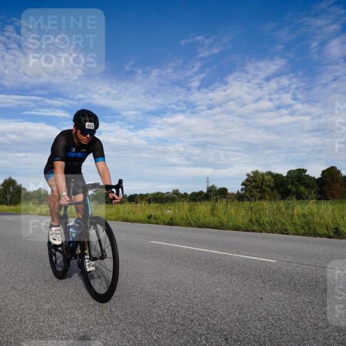 31.08.2025 - Elbe Triathlon Hamburg Michael Burmester http://msf.ph/oto/8661687 31.08.2025 09:10:39 Radfahren 267, 309, 376, 435, 523 meine-sportfotos.de