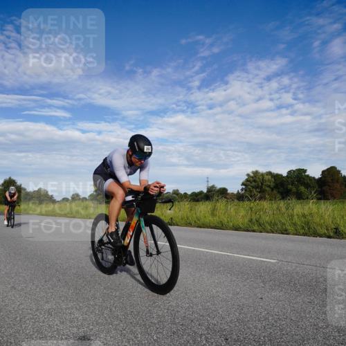 31.08.2025 - Elbe Triathlon Hamburg Michael Burmester http://msf.ph/oto/8661697 31.08.2025 09:10:46 Radfahren 171, 185, 260, 267, 309, 373, 457 meine-sportfotos.de