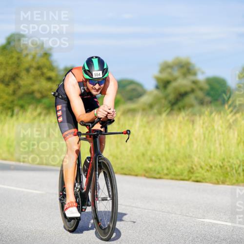 31.08.2025 - Elbe Triathlon Hamburg Michael Burmester http://msf.ph/oto/8661702 31.08.2025 09:02:18 Radfahren 213, 333, 467, 554 meine-sportfotos.de