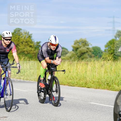 31.08.2025 - Elbe Triathlon Hamburg Michael Burmester http://msf.ph/oto/8661743 31.08.2025 09:02:27 Radfahren 165, 170, 186, 205, 213, 363, 455 meine-sportfotos.de
