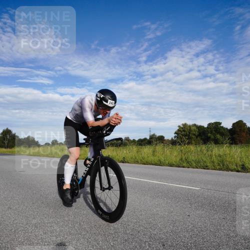 31.08.2025 - Elbe Triathlon Hamburg Michael Burmester http://msf.ph/oto/8661748 31.08.2025 09:11:28 Radfahren 243, 293, 334, 346, 353, 456 meine-sportfotos.de