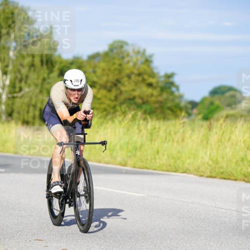 31.08.2025 - Elbe Triathlon Hamburg Michael Burmester http://msf.ph/oto/8661754 31.08.2025 09:02:32 Radfahren 184, 186, 205 meine-sportfotos.de