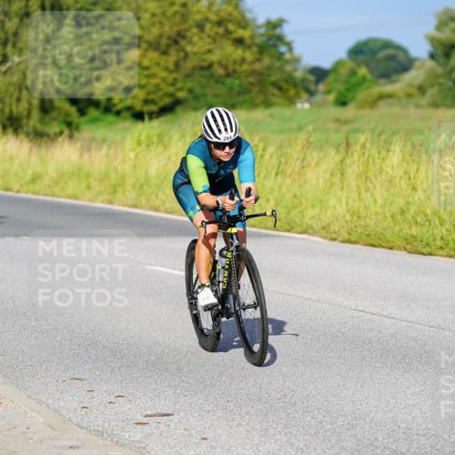 31.08.2025 - Elbe Triathlon Hamburg Michael Burmester http://msf.ph/oto/8661779 31.08.2025 09:03:12 Radfahren 284 meine-sportfotos.de