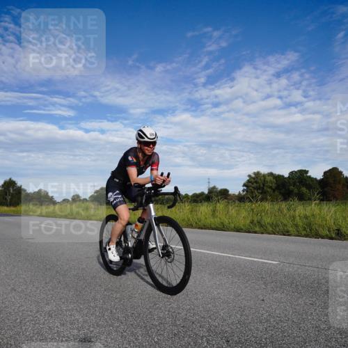 31.08.2025 - Elbe Triathlon Hamburg Michael Burmester http://msf.ph/oto/8661810 31.08.2025 09:11:57 Radfahren 224, 301, 320, 347, 366, 443, 451, 453 meine-sportfotos.de
