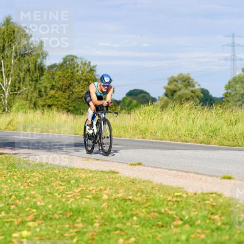 31.08.2025 - Elbe Triathlon Hamburg Michael Burmester http://msf.ph/oto/8661854 31.08.2025 09:04:21 Radfahren 250, 382 meine-sportfotos.de