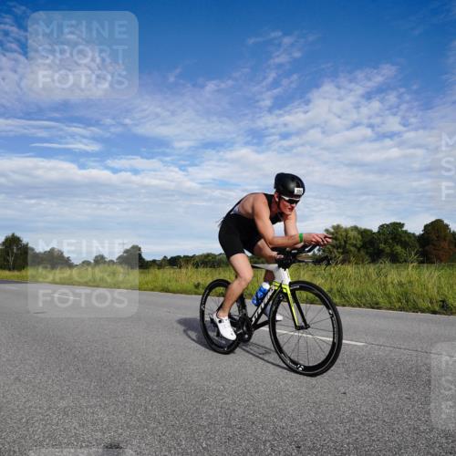 31.08.2025 - Elbe Triathlon Hamburg Michael Burmester http://msf.ph/oto/8661865 31.08.2025 09:12:25 Radfahren 174, 179, 311, 368, 389 meine-sportfotos.de