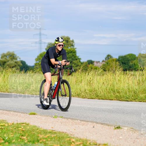 31.08.2025 - Elbe Triathlon Hamburg Michael Burmester http://msf.ph/oto/8661869 31.08.2025 09:04:25 Radfahren 244, 250, 382 meine-sportfotos.de