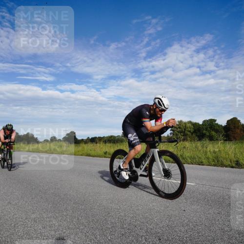 31.08.2025 - Elbe Triathlon Hamburg Michael Burmester http://msf.ph/oto/8661880 31.08.2025 09:12:32 Radfahren 174, 179, 266, 311, 444, 471 meine-sportfotos.de
