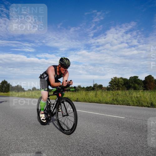 31.08.2025 - Elbe Triathlon Hamburg Michael Burmester http://msf.ph/oto/8661883 31.08.2025 09:12:32 Radfahren 174, 179, 266, 311, 444, 471 meine-sportfotos.de