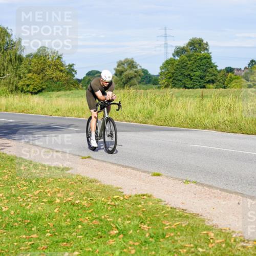31.08.2025 - Elbe Triathlon Hamburg Michael Burmester http://msf.ph/oto/8661908 31.08.2025 09:05:00 Radfahren 214, 319, 332, 476, 539 meine-sportfotos.de