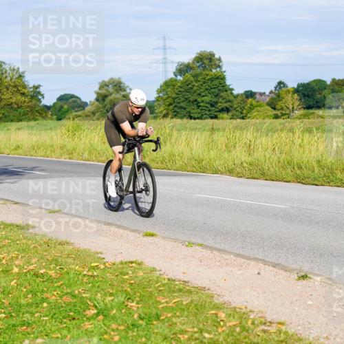 31.08.2025 - Elbe Triathlon Hamburg Michael Burmester http://msf.ph/oto/8661911 31.08.2025 09:05:00 Radfahren 214, 319, 332, 476, 539 meine-sportfotos.de