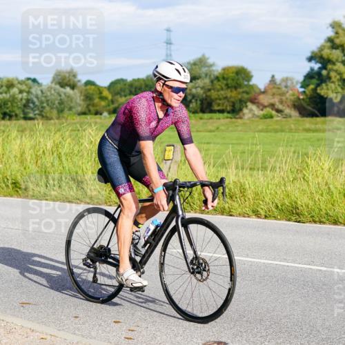 31.08.2025 - Elbe Triathlon Hamburg Michael Burmester http://msf.ph/oto/8661937 31.08.2025 09:05:16 Radfahren 196, 225, 364, 372 meine-sportfotos.de