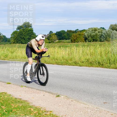 31.08.2025 - Elbe Triathlon Hamburg Michael Burmester http://msf.ph/oto/8661940 31.08.2025 09:05:18 Radfahren 196, 225, 364, 372 meine-sportfotos.de