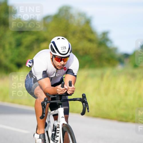 31.08.2025 - Elbe Triathlon Hamburg Michael Burmester http://msf.ph/oto/8661968 31.08.2025 09:06:05 Radfahren 189, 228, 343, 392 meine-sportfotos.de