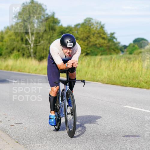 31.08.2025 - Elbe Triathlon Hamburg Michael Burmester http://msf.ph/oto/8661982 31.08.2025 09:06:08 Radfahren 189, 228, 343, 392 meine-sportfotos.de