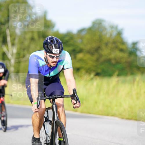 31.08.2025 - Elbe Triathlon Hamburg Michael Burmester http://msf.ph/oto/8662010 31.08.2025 09:06:37 Radfahren 450, 543 meine-sportfotos.de