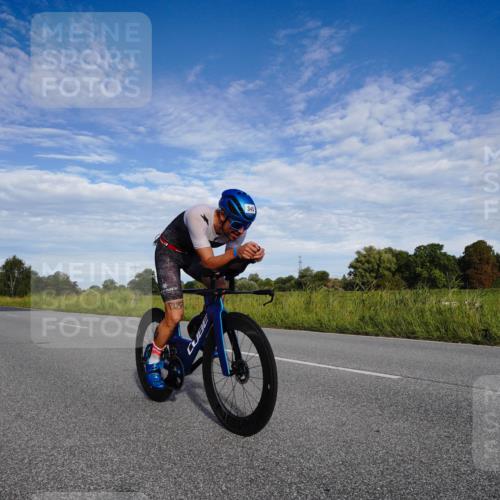 31.08.2025 - Elbe Triathlon Hamburg Michael Burmester http://msf.ph/oto/8662011 31.08.2025 09:13:34 Radfahren 197, 292, 345, 355, 393 meine-sportfotos.de