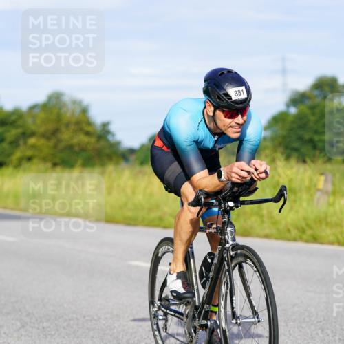 31.08.2025 - Elbe Triathlon Hamburg Michael Burmester http://msf.ph/oto/8662035 31.08.2025 09:06:51 Radfahren 172, 379, 381, 505 meine-sportfotos.de