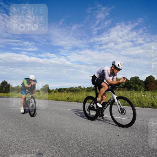 31.08.2025 - Elbe Triathlon Hamburg Michael Burmester http://msf.ph/oto/8662040 31.08.2025 09:14:02 Radfahren 210, 221, 282, 305, 360, 519, 551, 554 meine-sportfotos.de