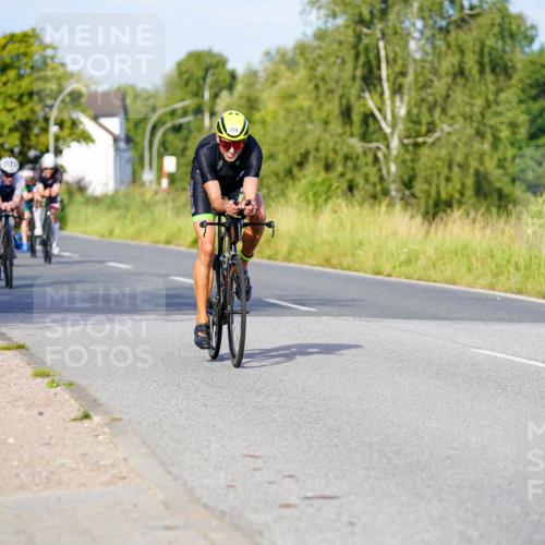 31.08.2025 - Elbe Triathlon Hamburg Michael Burmester http://msf.ph/oto/8662056 31.08.2025 09:07:10 Radfahren 242, 283, 300, 304, 314, 340, 342, 441 meine-sportfotos.de