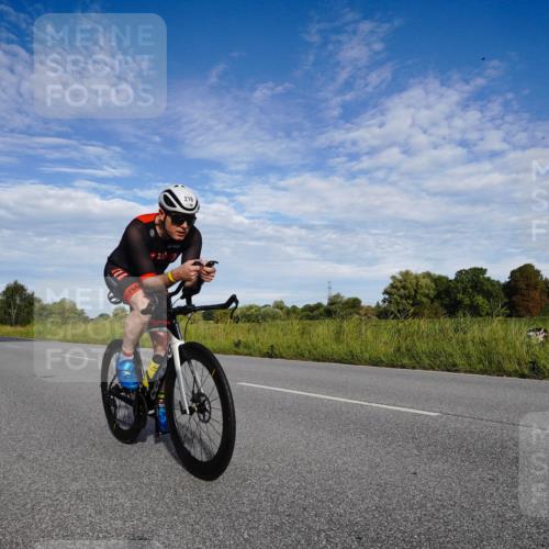31.08.2025 - Elbe Triathlon Hamburg Michael Burmester http://msf.ph/oto/8662057 31.08.2025 09:14:16 Radfahren 216, 249, 256, 357, 496 meine-sportfotos.de